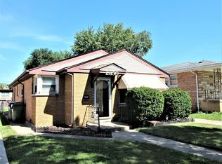 2850 W 99th St, Evergreen Park, IL 60805