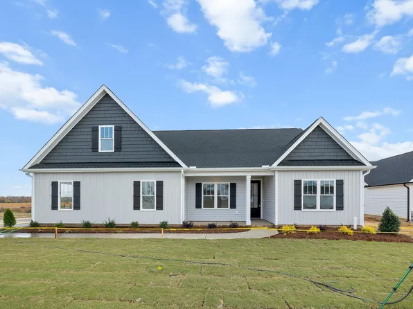 4404 Fairhaven Dr W, Wilson, NC 27893