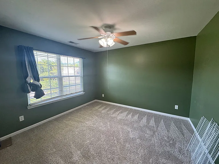 1239 California Dr — Photo 14