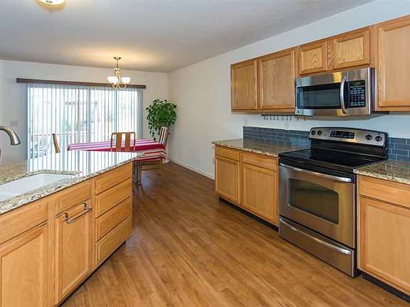 5th image of 1246 Summerlake Dr