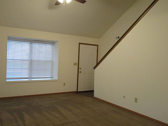 5th image of 3542-3544 Prescott Dr