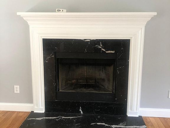 4th image of 8237 Gallaher Station Dr