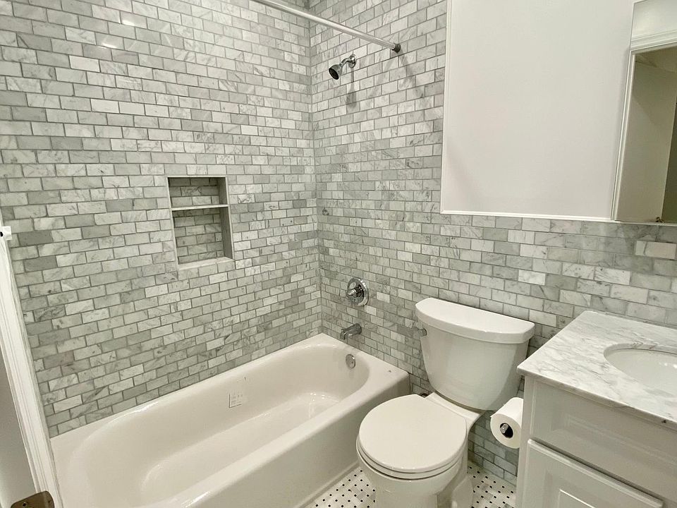 2nd image of 340 West Broadway