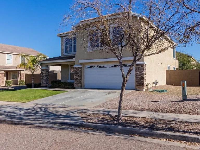6809 S 39th Ln — Photo 3
