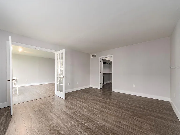 121 Island Way #334 — Photo 14