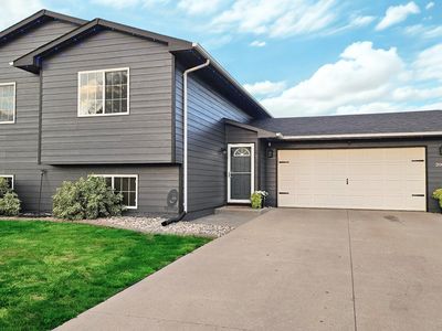 200 N Lily St, Worthing, SD, 57077