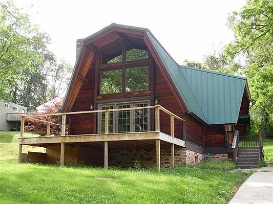 2nd image of 321 Edgar Way