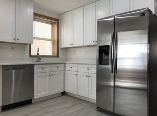 4221 W Melrose St, Chicago, IL