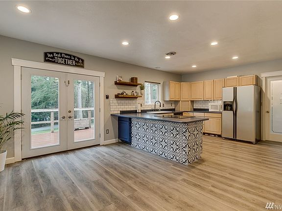 5th image of 7314 176th St NW