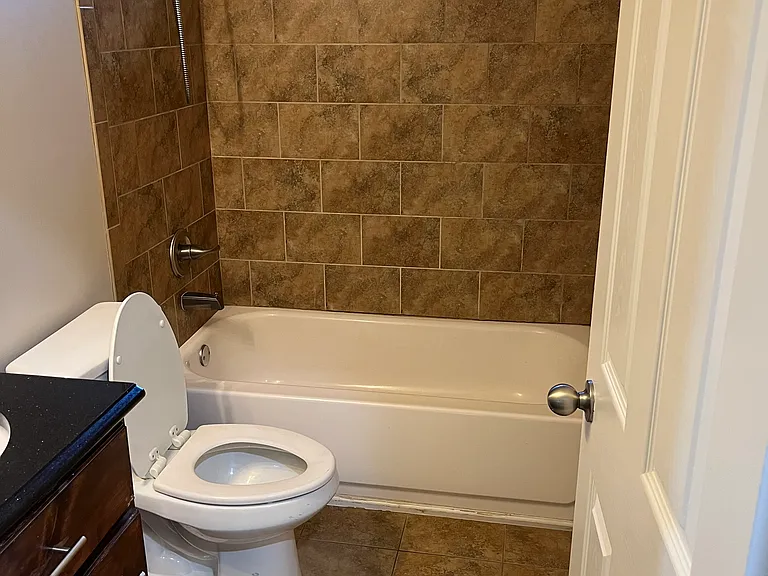 HALL BATH RM