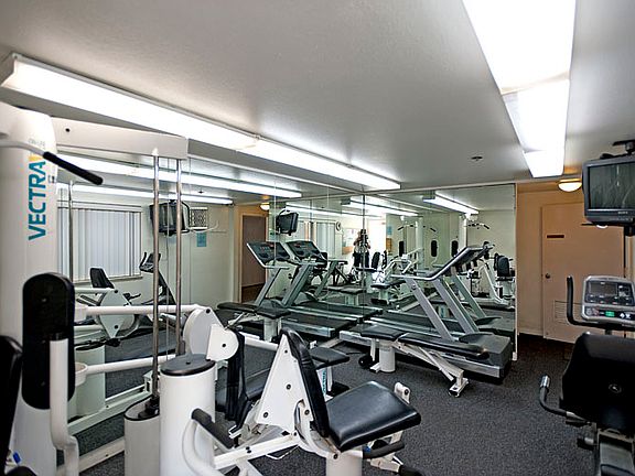 5th image of 2940 Neilson Way Unit 207
