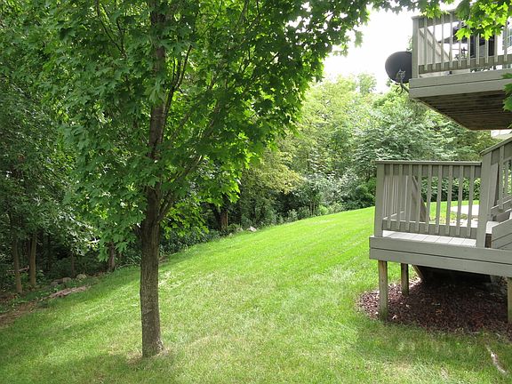 3rd image of 3019 W Larson St