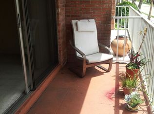 4250 37th St S APT 6, St Petersburg, FL 33711
