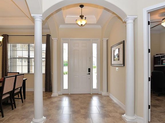 2nd image of 32640 View Haven Ln