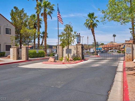 2nd image of 4717 Nara Vista Way #204