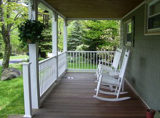 138 & 140 Tauschman Rd, Greentown, PA 18426