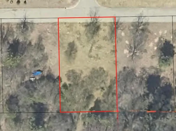 18870 Serenity Dr, Big Rapids, MI 49307