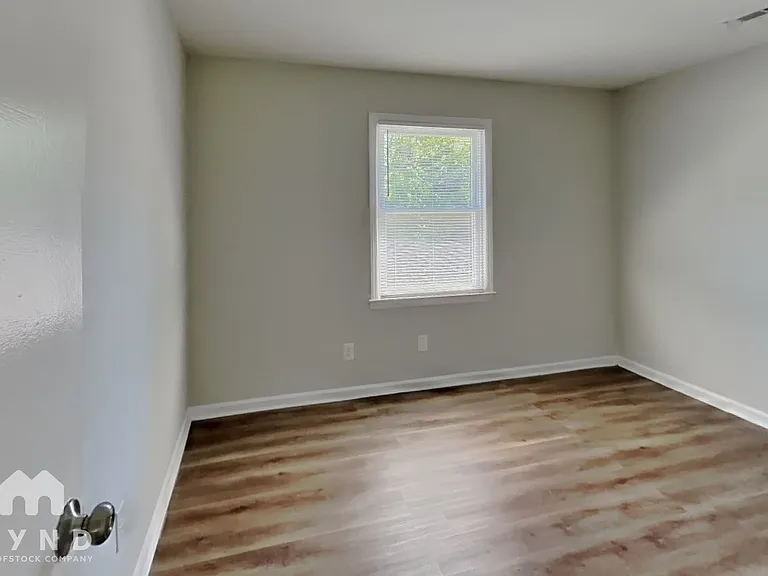 3519 Misty Wood Dr — Photo 12