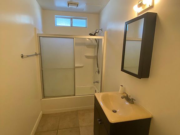 5th image of 890 Brightwood St #A