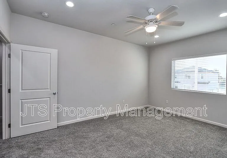 5 Oak Manor Way — Photo 30