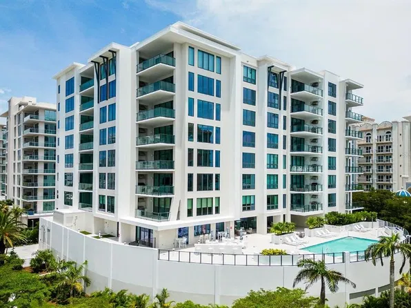 325 GOLDEN GATE POINT #401, SARASOTA, FL 34236