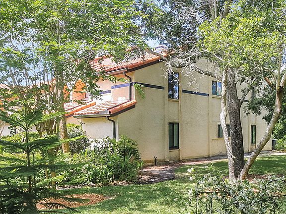 4th image of 3819 Lavista Cir