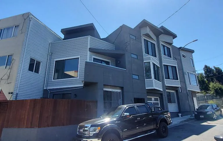 3589 Keith St — Photo 2