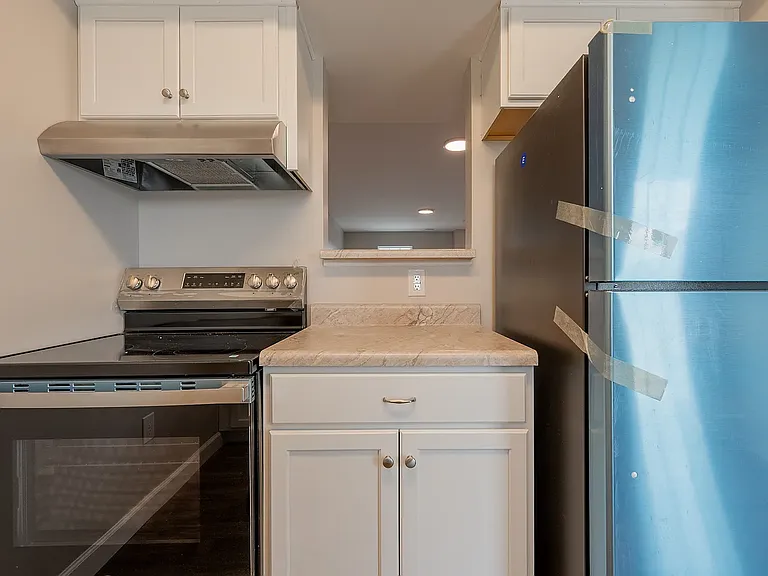 755 Fairview Rd #G — Photo 16