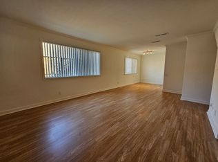 12835 Kling St #105, Studio City, CA 91604