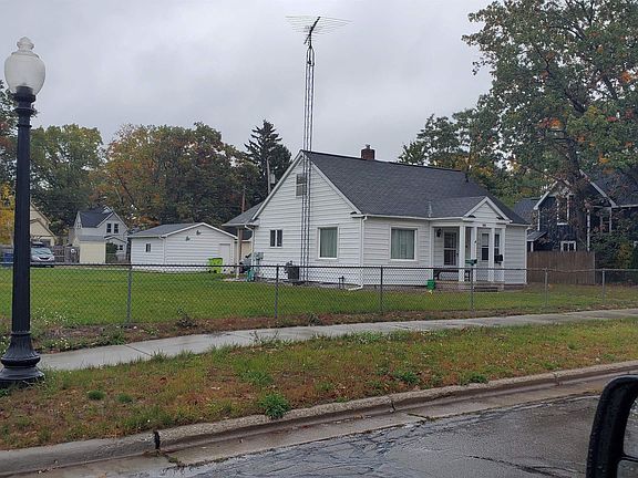 5th image of this home