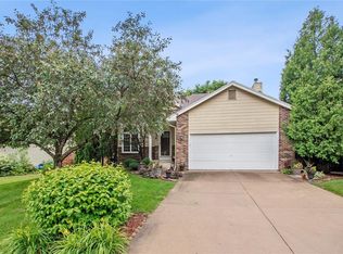 434 Bezdek Dr NW, Cedar Rapids, IA 52405