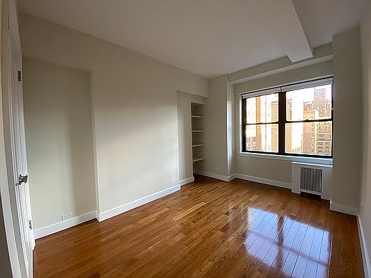 4th image of 400 E 57th St APT 12O