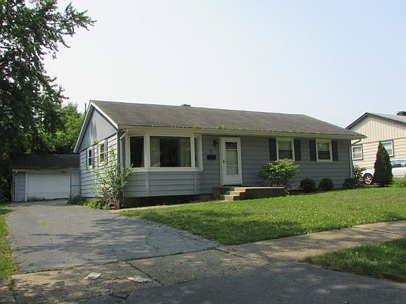 3rd image of 94 E Normandy Dr