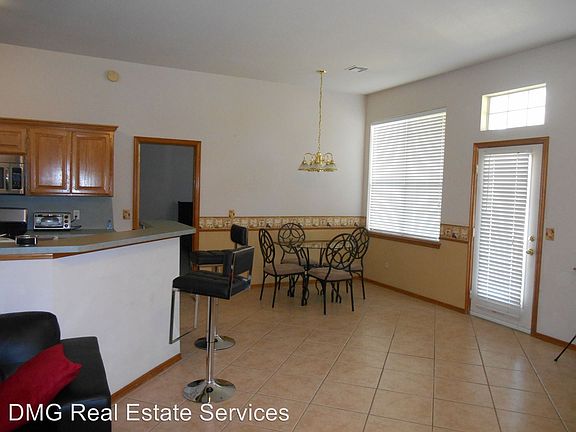 3rd image of 2808 Weymouth Ct