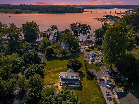 2nd image of 70 Park Ln