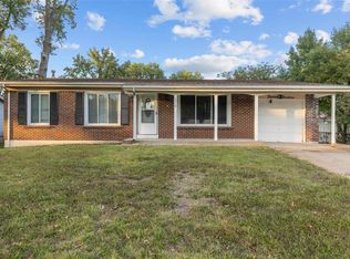 1319 Coppergate Ln, Saint Louis, MO 63138