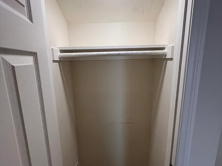 31568 Agoura Rd #6 — Photo 37