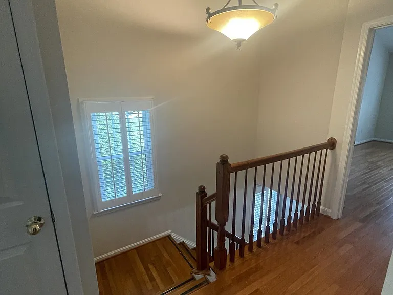 8845 Eagle Rock Ln — Photo 17