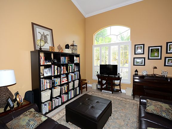 5th image of 13274 NW 15th Ct