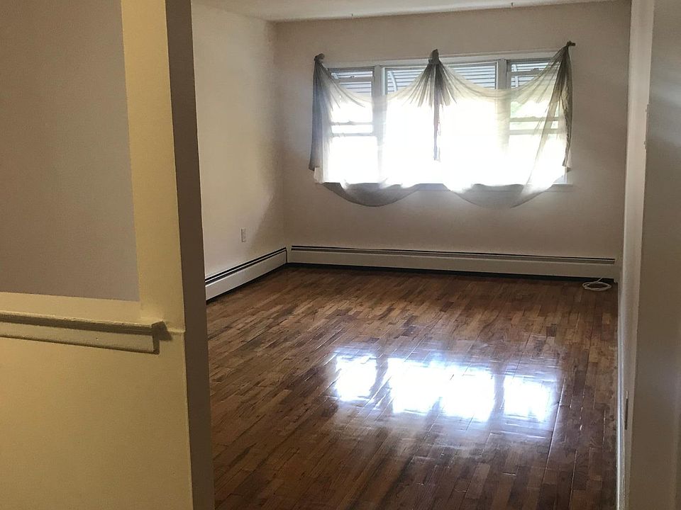 2nd image of 1413 Fteley Ave