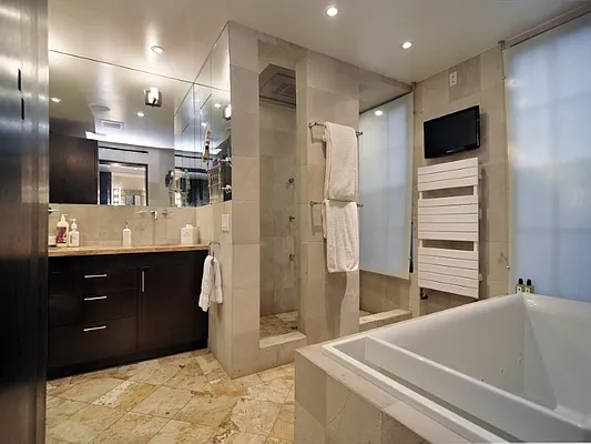 Sold by Sotheby's International Realty | media 7