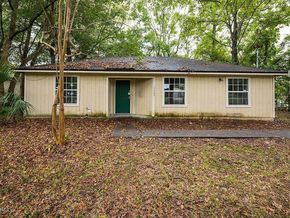 1st image of 3464 Greenbrier Dr