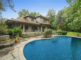 32 Polly Park Rd, RYE, NY 10580