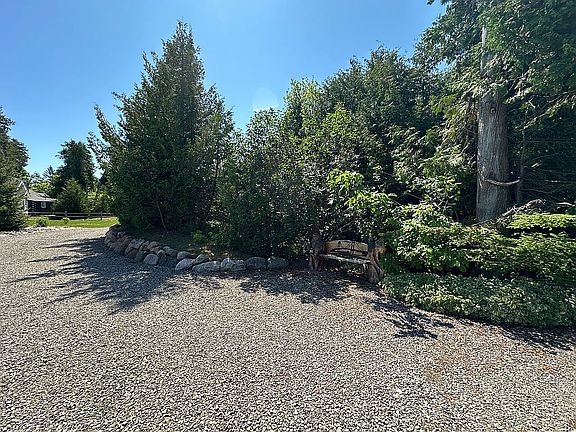5th image of 1324 Wenniway Dr