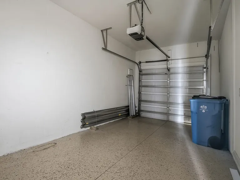 7031 Woodchase Glen Dr — Photo 14
