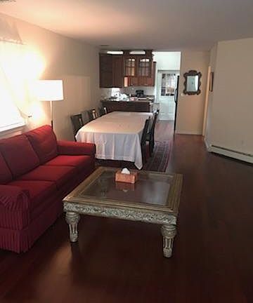 3rd image of 406 Plover Ct