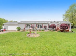 9546 Bond Rd, Dewitt, MI 48820