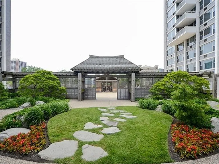 4250 N Marine Dr #1203 — Photo 22