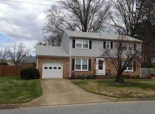 8 Braemar Dr, Hampton, VA 23669