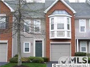 10 Charles Ct, Edison, NJ 08820